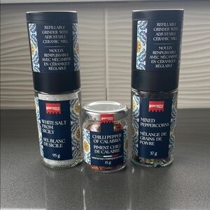 Spice Grinder Set - New Never used!